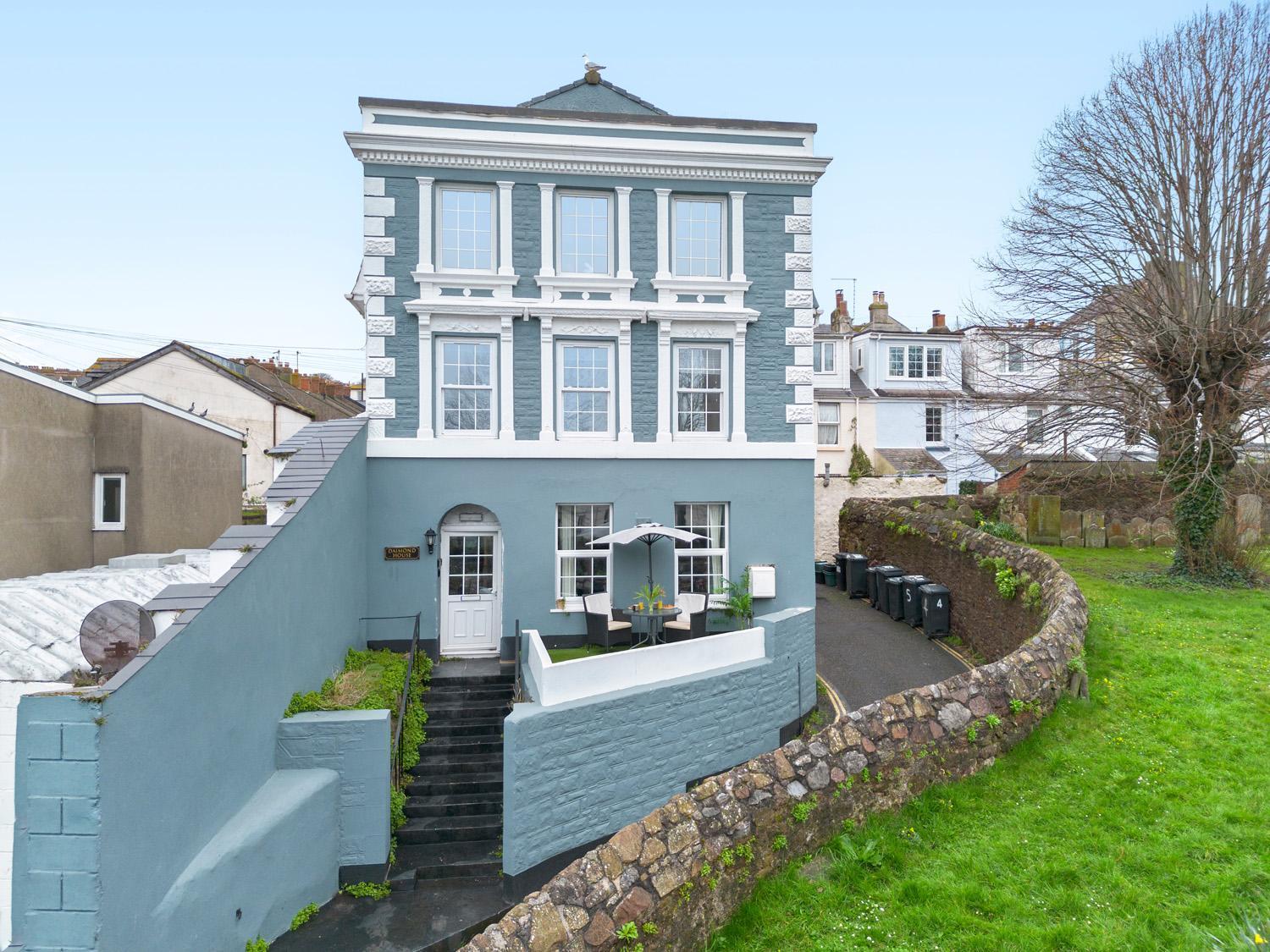 Stylish 2 Bed Apartment Near Beach, Parking, Wifi, Netflix Teignmouth Exterior photo